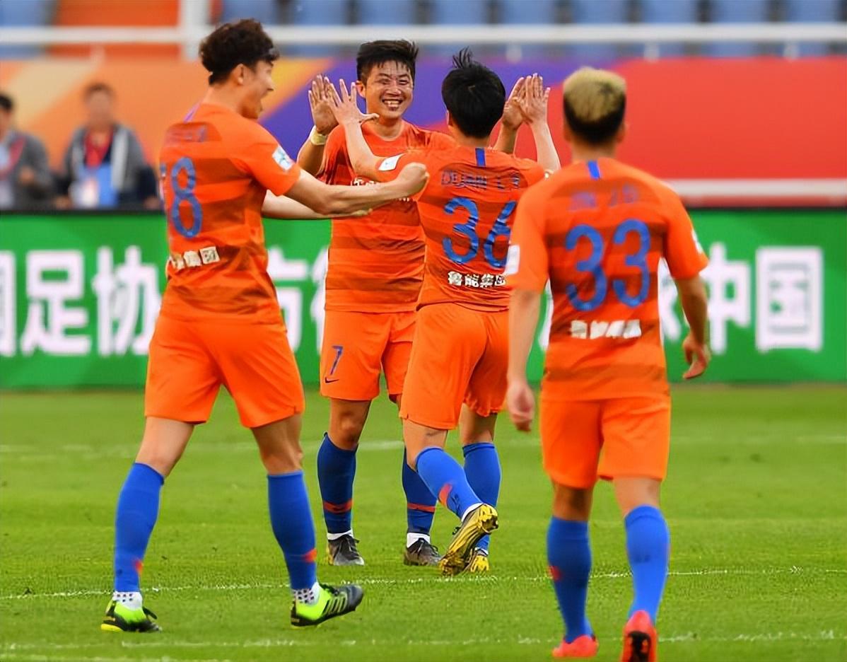 他是鲁能本赛季主力阵容的唯一01后！曾在巴西留洋，值得期待