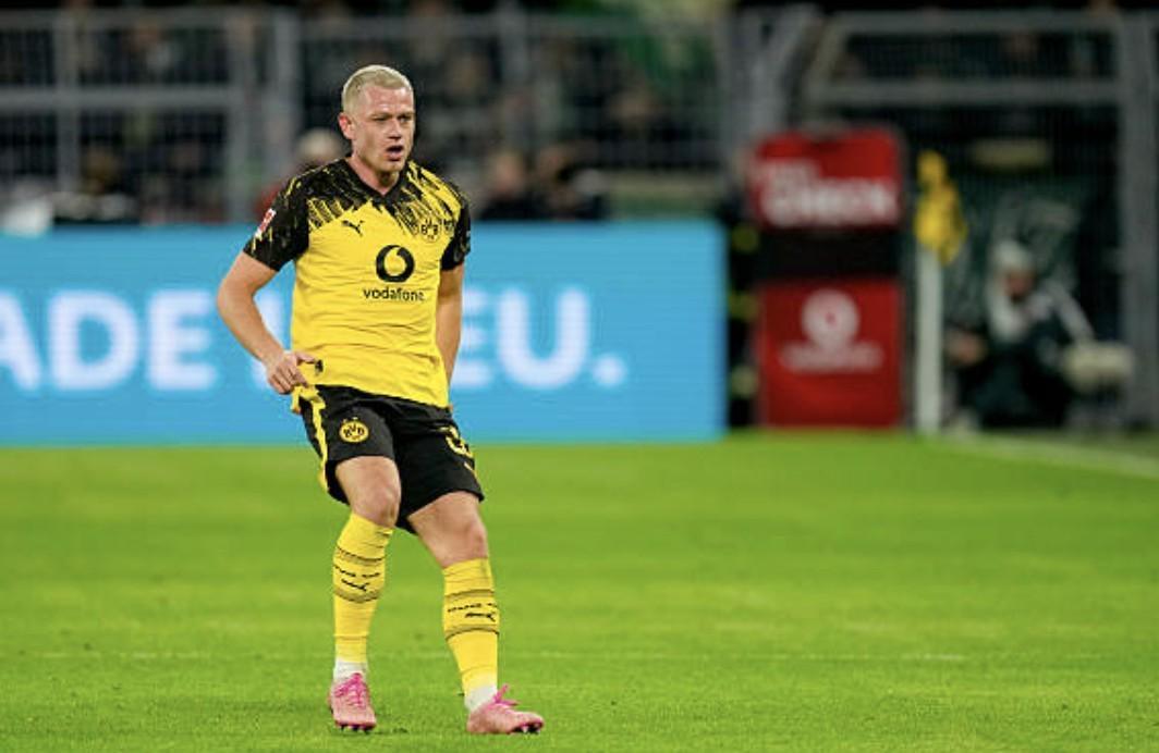 星空体育-图片报：多特想3000万欧卖瑞尔森，巴萨和曼联等队在关注他